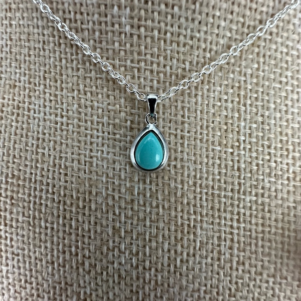 Small, Dainty Silver Turquoise Teardrop Pendant Necklace on Box Chain